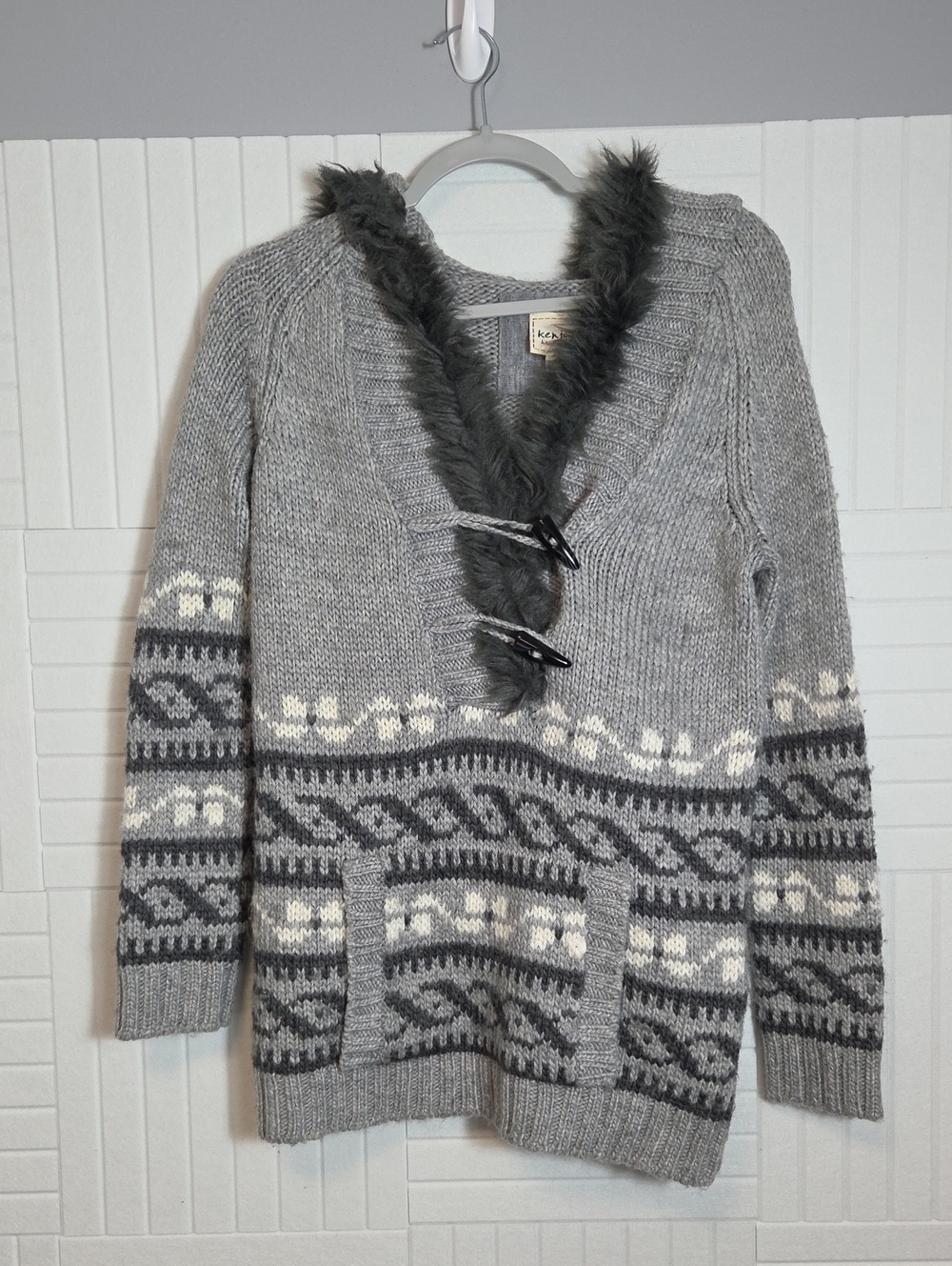 Kenji Handknit Gray Hooded Faux Fur Trim Sweater Size M